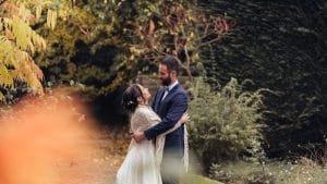 Photographe à Erdre-en-Anjou capturant un moment complice