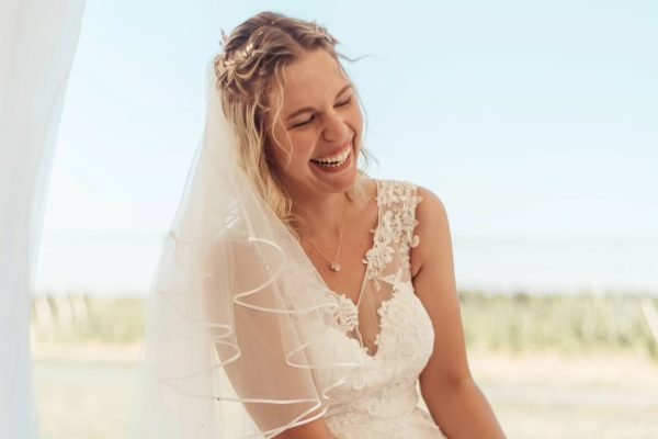 Photographe à Erdre-en-Anjou capturant un moment complice